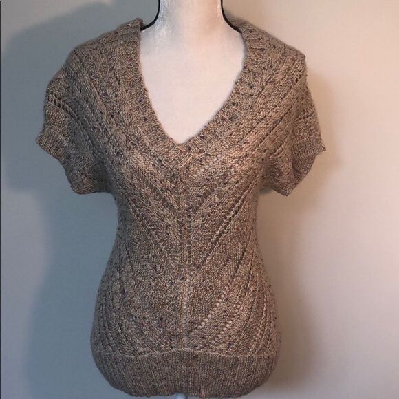 American Eagle multi color bohemian short sleeve - Picture 3 of 9